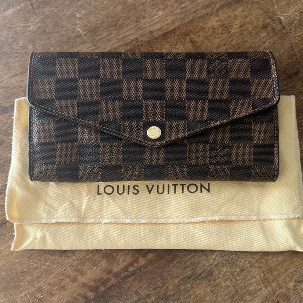 Authentic Damier Sarah Ebene NM wallet